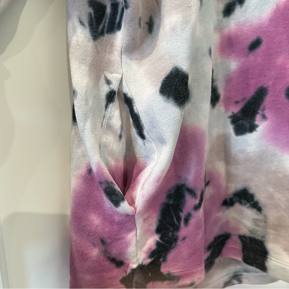 VS PINK Cowl-neck Tie-dye Sweater - Picture 4 of 4